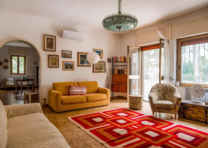 Margherita Villa Lecce